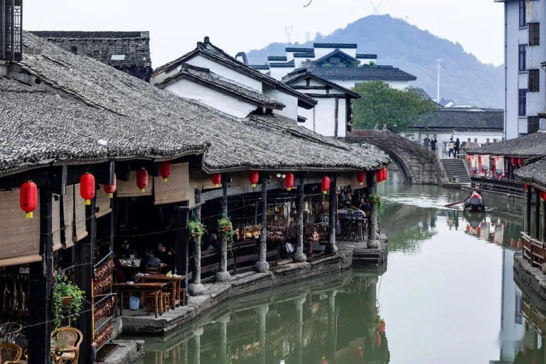 解疑答惑,尽在到底圆明园该不该重建????请说明各方观点的理由!(正方该,反方不该)交流平台